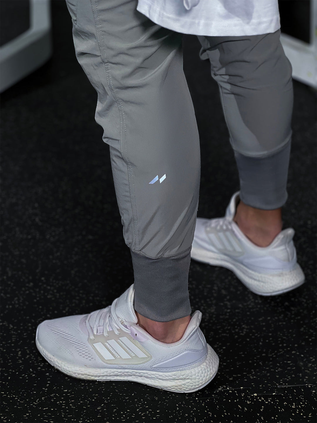 Men's Stay Cool High Rib Cargo Jogger Athletic Pants