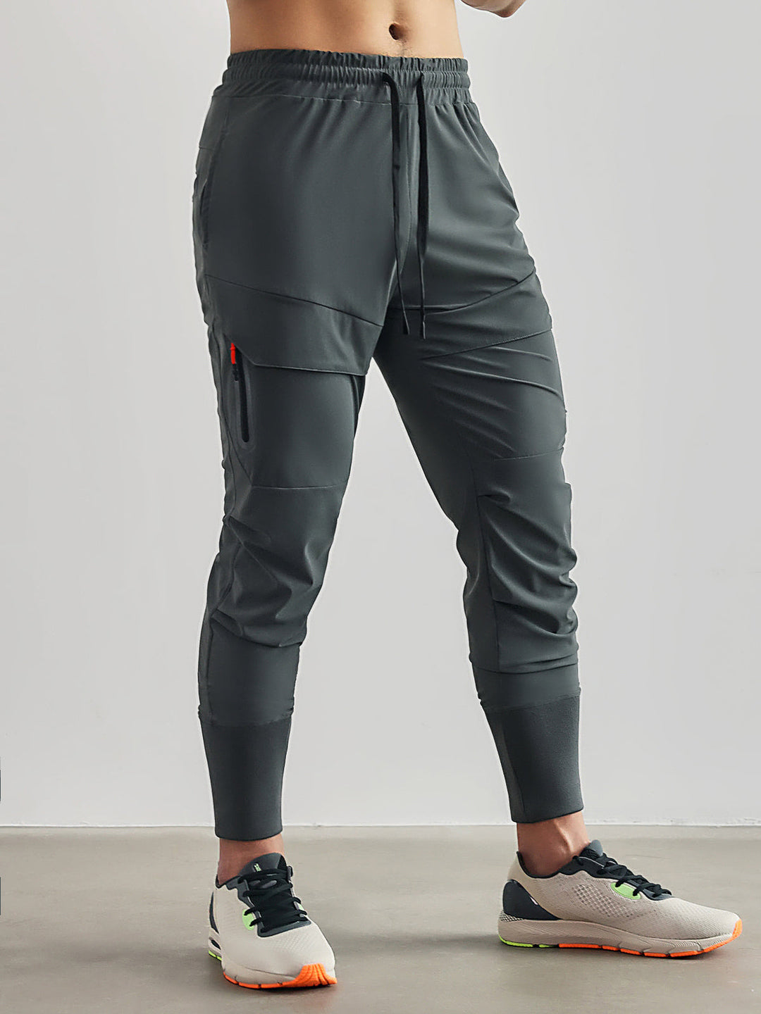 Men's Stay Cool High Rib Cargo Jogger Athletic Pants